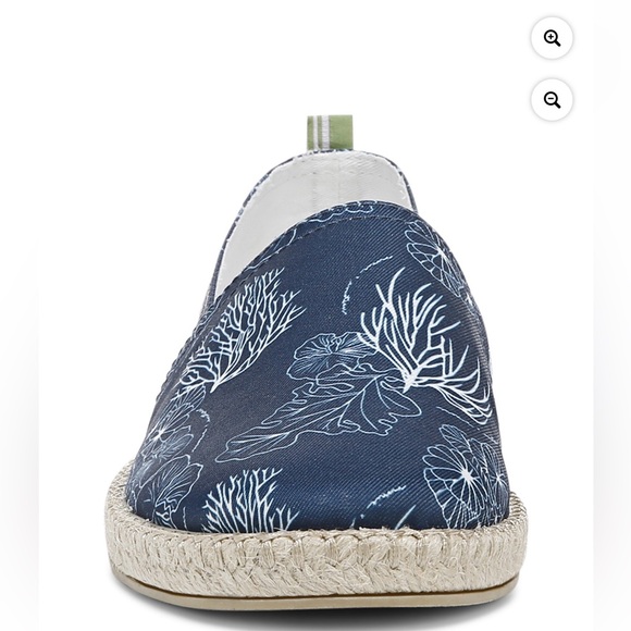 NWOT Vionic beach loafers women’s Blue size 8.5